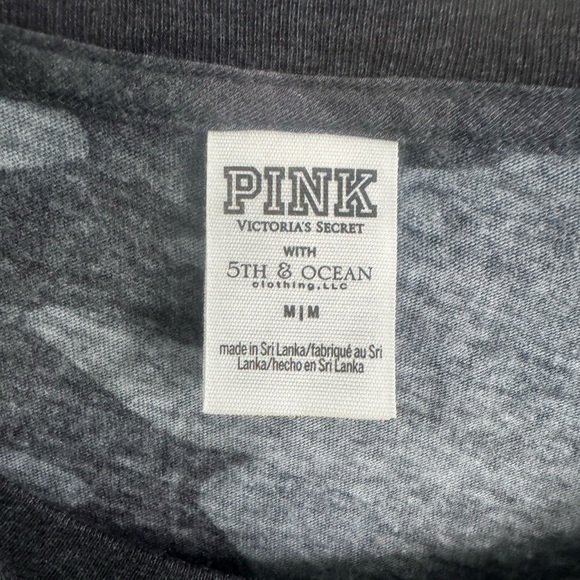 PINK Victoria's Secret Camo Gray Alabama Toll Tide Short Sleeve Cropped Tee Sz M - Picture 2 of 9